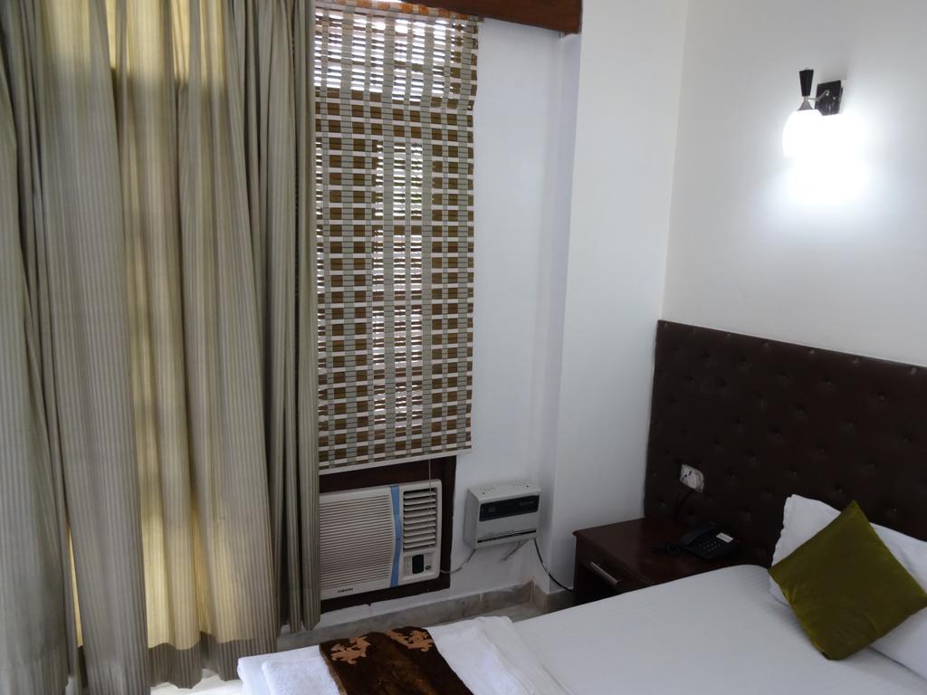 Rams Inn Új-Delhi Szoba fotó